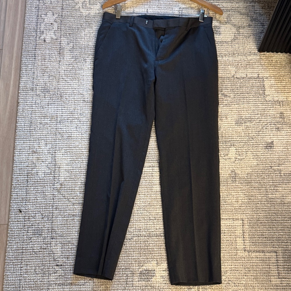 Banana Republic x Lanificio Cerruti Charcoal Grey Dress Pants - Size 30x30